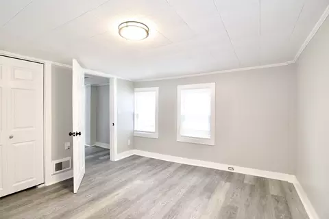 Bedroom - 25 Spring St, Chicopee, MA 01013 photo 3 of 7