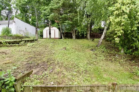 Exterior - 25 Spring St, Chicopee, MA 01013 photo 5 of 5