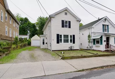 25 Spring St, Chicopee, MA 01013
