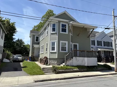 Exterior - 129 Marchand St, Fall River, MA 02723 photo 4 of 5