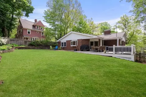 35 Everett St, Newton, MA 02459 photo 32