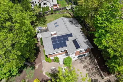 35 Everett St, Newton, MA 02459 photo 33