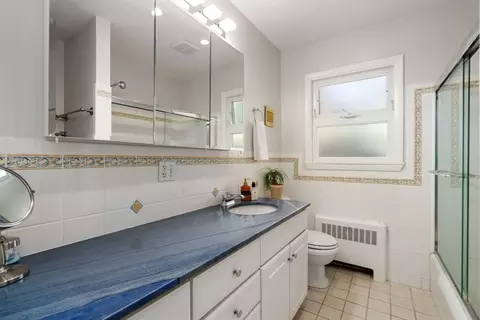35 Everett St, Newton, MA 02459 photo 23