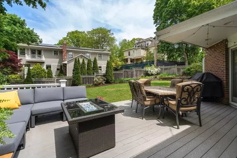 35 Everett St, Newton, MA 02459 photo 15