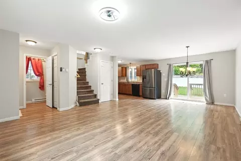 446 Pequoig Ave, Athol, MA 01331 photo 5