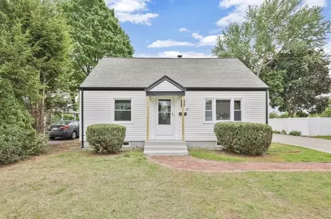 69 Notre Dame St, Springfield, MA 01104