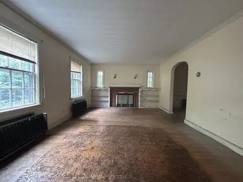 327 Appleton St, Arlington, MA 02476 photo 5