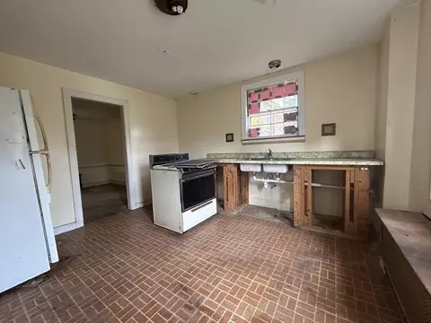 327 Appleton St, Arlington, MA 02476 photo 9