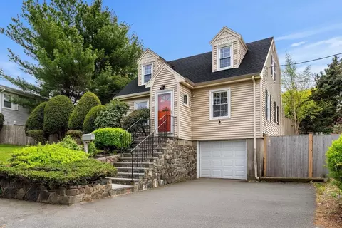 28 Waterside Rd, Marblehead, MA 01945
