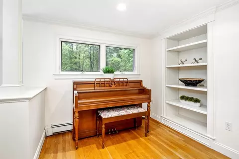 212 Cushing St, Hingham, MA 02043 photo 12