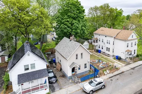 42 Queen St, Springfield, MA 01109 photo 6