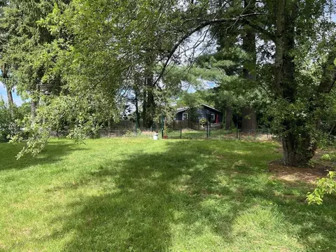 678 School St, Webster, MA 01570 photo 19