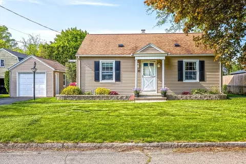 130 Roosevelt Ave, Chicopee, MA 01013