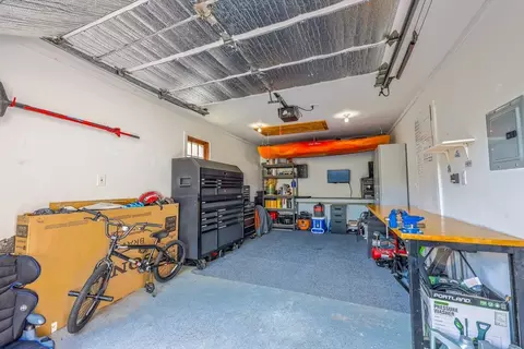130 Roosevelt Ave, Chicopee, MA 01013 photo 28