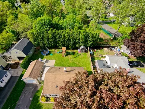 130 Roosevelt Ave, Chicopee, MA 01013 photo 31