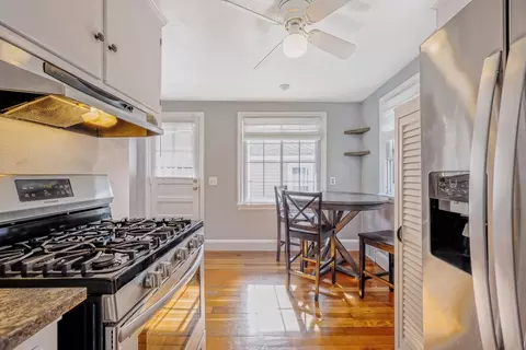 130 Roosevelt Ave, Chicopee, MA 01013 photo 10