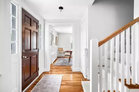 Entry Way - 42 Pickwick Rd, Marblehead, MA 01945 photo 1 of 4