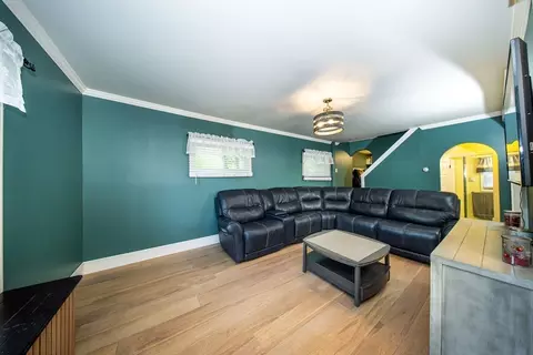 1286 Locust St, Fall River, MA 02723 photo 10