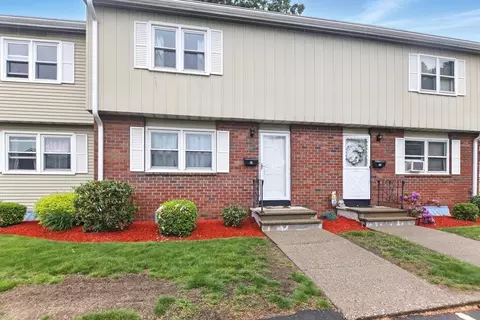 78 Yorktown Ct #78, Chicopee, MA 01020