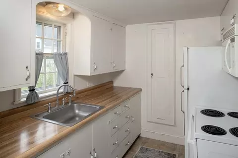 7 Cedar St, Hingham, MA 02043 photo 10