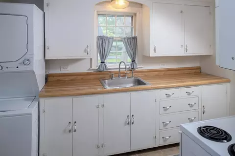 7 Cedar St, Hingham, MA 02043 photo 8