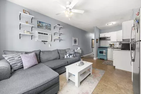 151 W 6th St #1, Boston, MA 02127