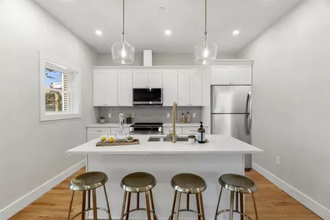 21 Ellington St #2, Boston, MA 02121