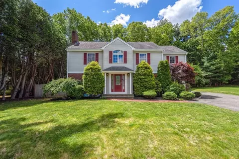 6 Willow Park, Wellesley, MA 02481