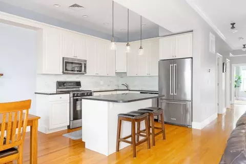474 E 3rd #2, Boston, MA 02127 photo 4