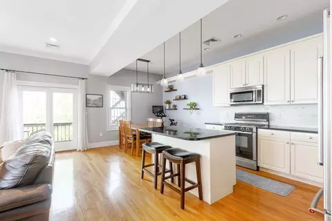 474 E 3rd #2, Boston, MA 02127 photo 5