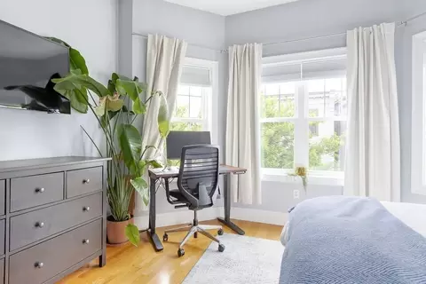 474 E 3rd #2, Boston, MA 02127 photo 9