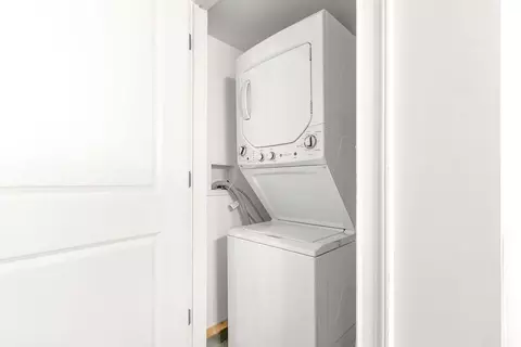 474 E 3rd #2, Boston, MA 02127 photo 28