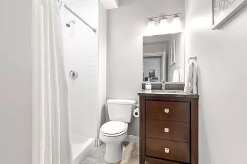 474 E 3rd #2, Boston, MA 02127 photo 14