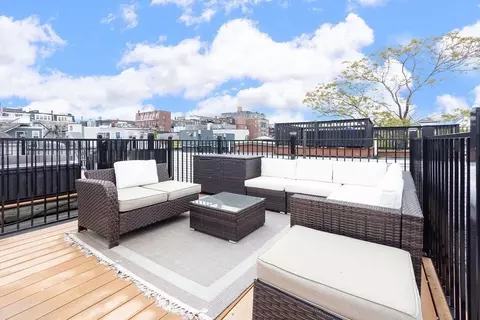 474 E 3rd #2, Boston, MA 02127 photo 2
