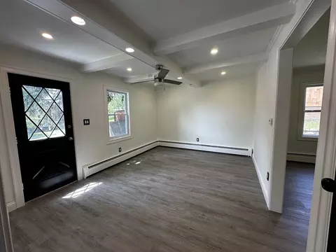 45 Carter Ave, Blackstone, MA 01504 photo 3