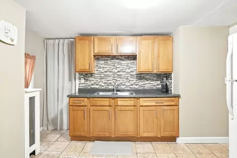 52 Harvard St, Chicopee, MA 01020 photo 31