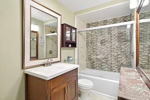 52 Harvard St, Chicopee, MA 01020 photo 17