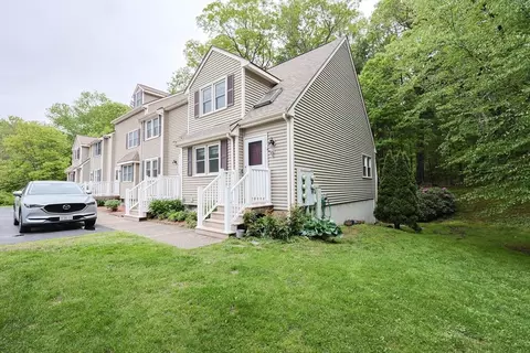 8 Heritage Dr #8, Medway, MA 02053