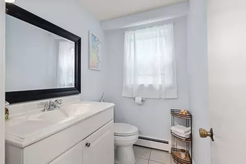 Bath - 69 Wright Rd, Concord, MA 01742 photo 1 of 2