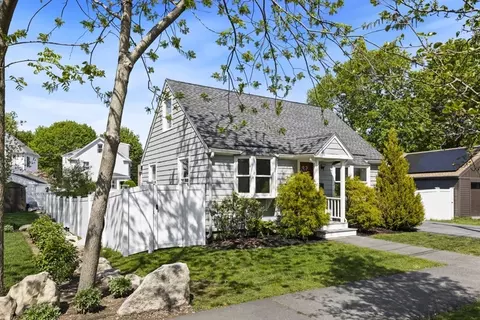 44 County Way, Beverly, MA 01915 photo 3