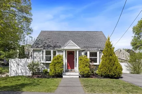 44 County Way, Beverly, MA 01915