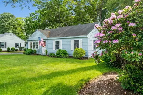Exterior - 34 Birchcroft Rd, Canton, MA 02021 photo 2 of 8