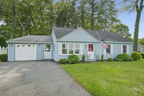 34 Birchcroft Rd, Canton, MA 02021