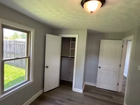 Bedroom - 39 Alton Dr, Dudley, MA 01571 photo 2 of 3