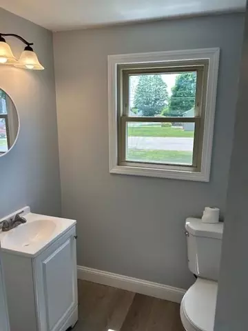 Bath - 39 Alton Dr, Dudley, MA 01571 photo 1 of 2