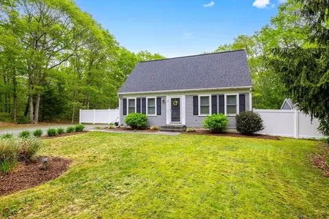 19 Katian Way, Mashpee, MA 02649 photo 3
