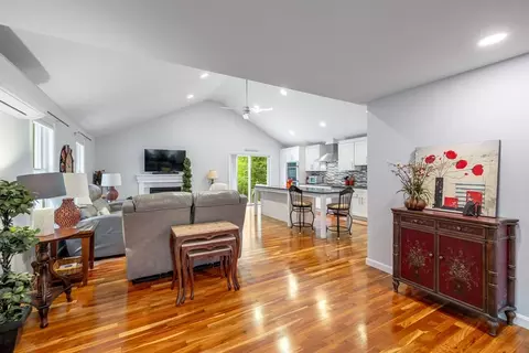 19 Katian Way, Mashpee, MA 02649 photo 5