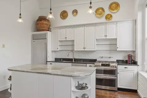 150 Moody St #34, Waltham, MA 02453