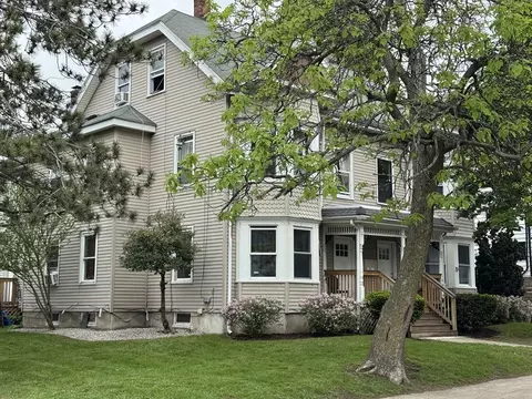 40 Freeman St, Framingham, MA 01702 photo 3