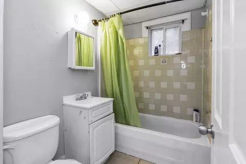 77-79 Grenada Ter, Springfield, MA 01108 photo 24